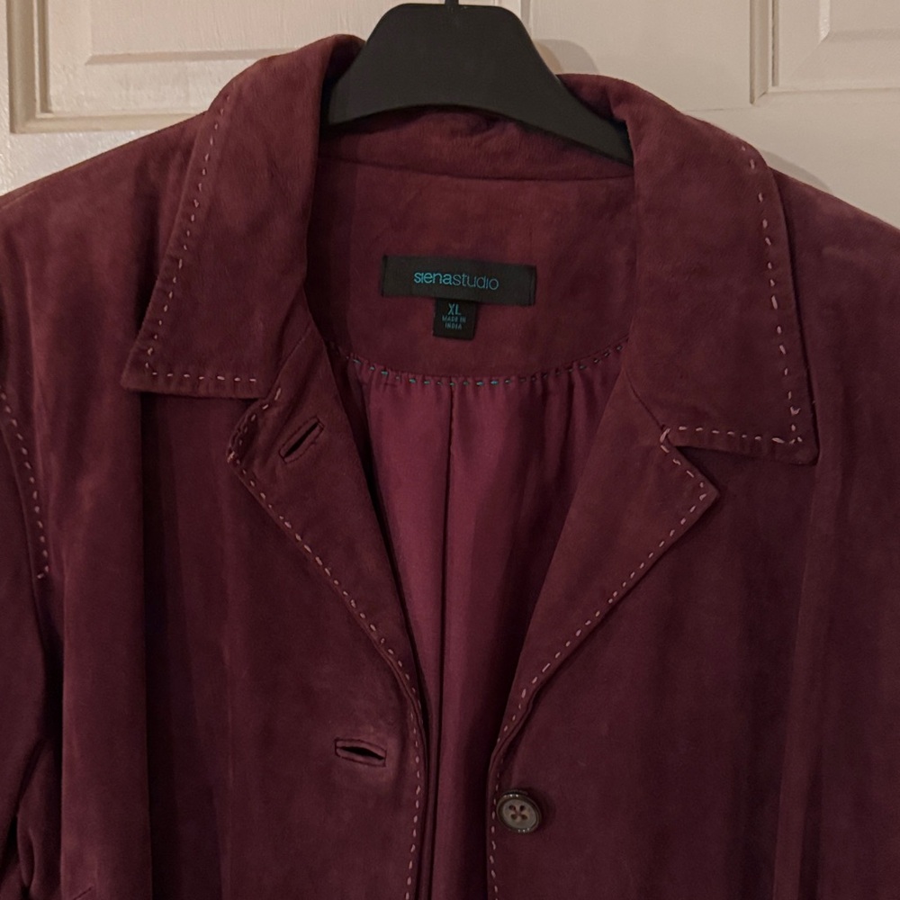 Siena Studio Woman’s size XL wine , purplish red suede Trench Coat